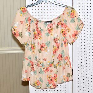 Plus Size 2X Rainbow Hawaiian Hibiscus Floral Peplum Flounce Flutter Sleeve Top